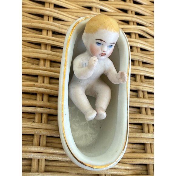 Antique 1880s German Miniature Bisque Porcelain Bath Baby - Picture 2 of 7
